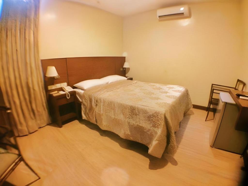 Mansion Garden Hotel Olongapo Exterior foto